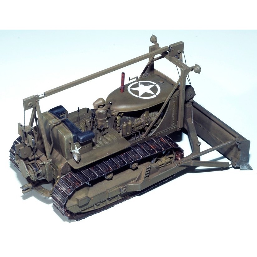 Сборная модель MiniArt U.S. Army Tractor w/Angled Dozer Blade (1:35)