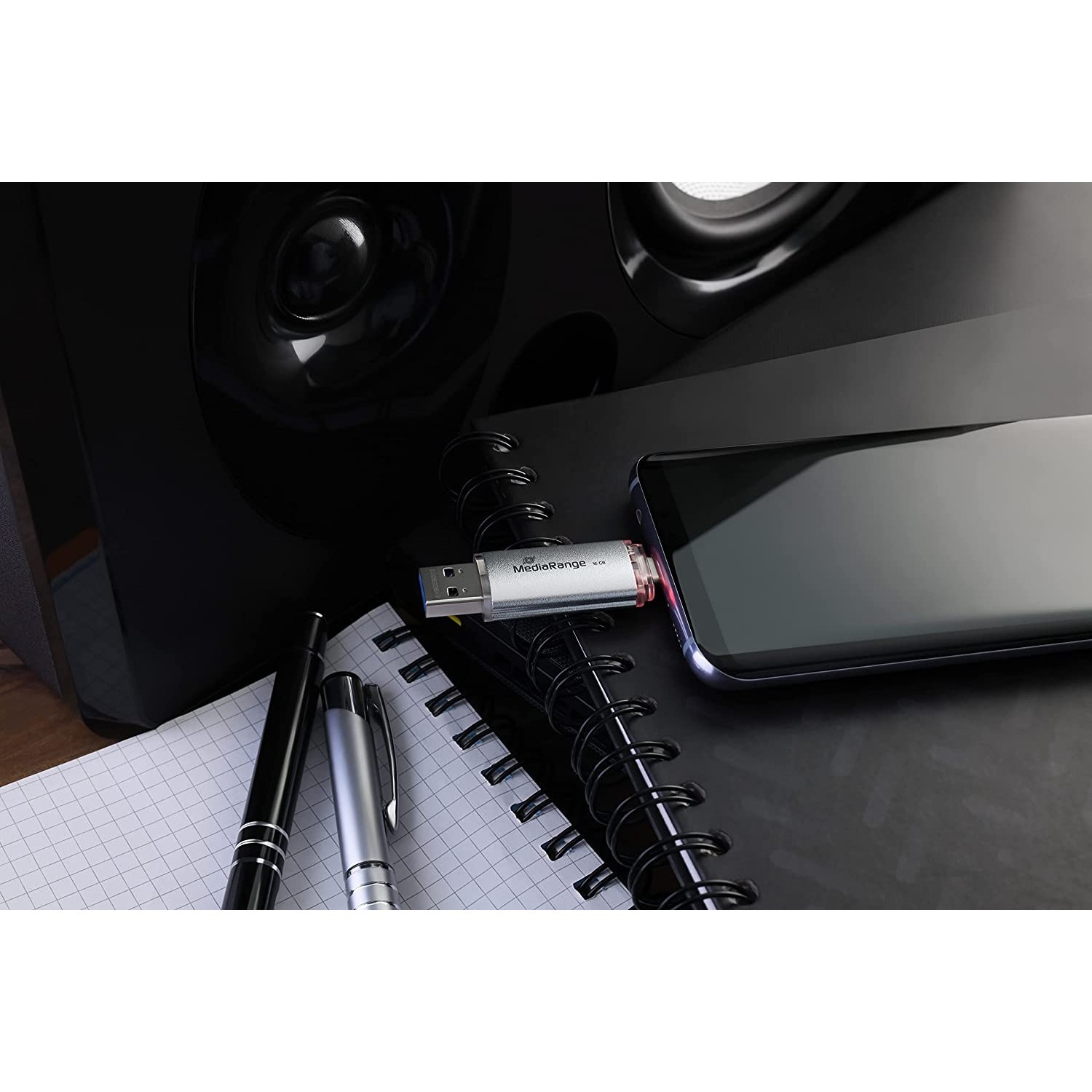 USB-флешки MediaRange USB 3.0 Combo flash drive, with USB Type-C 32Gb