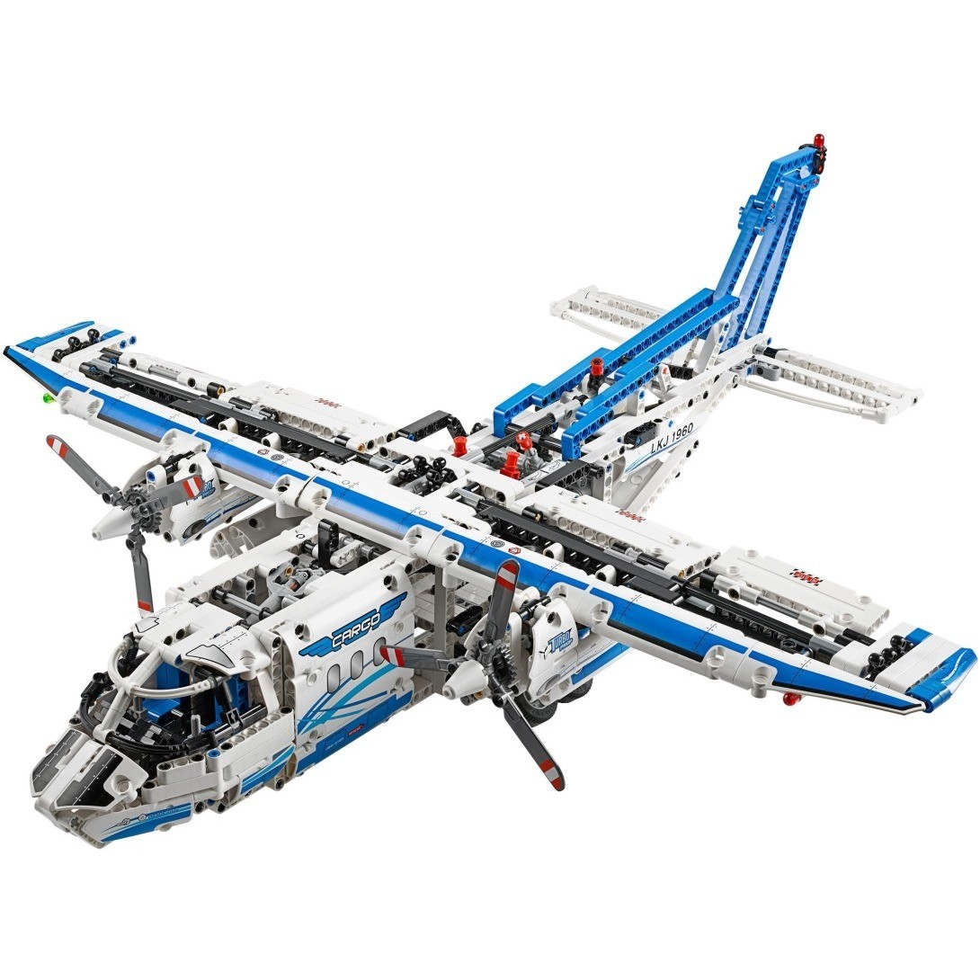 Конструктор Lego Cargo Plane 42025