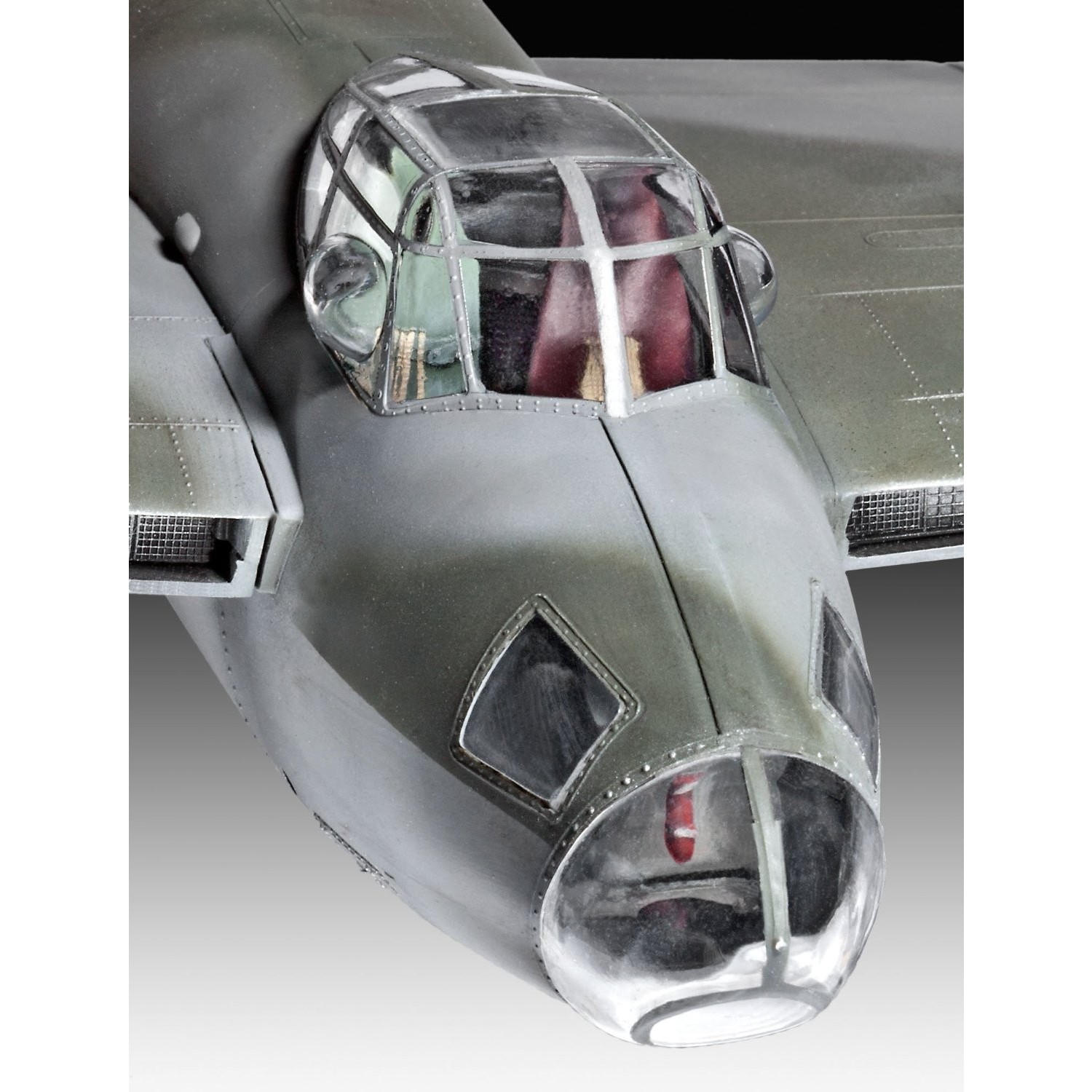 Сборная модель Revell De Havilland Mosquito Mk.IV (1:32)