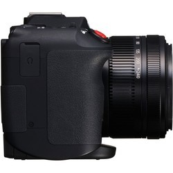 Видеокамера Canon XC15