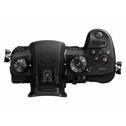 Фотоаппарат Panasonic DMC-GH5 body