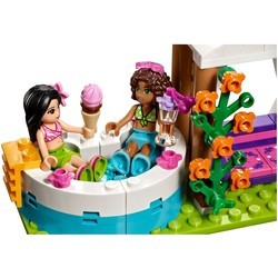 Конструктор Lego Heartlake Summer Pool 41313
