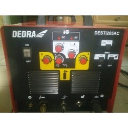 Сварочный аппарат Dedra DESTi205AC