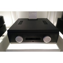 Усилитель Musical Fidelity Nu-Vista 600 (черный)