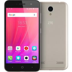 Мобильный телефон ZTE Blade A520 (золотистый)