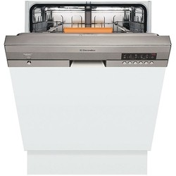 Встраиваемая посудомоечная машина Electrolux ESI 67070