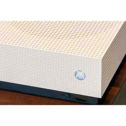 Игровая приставка Microsoft Xbox One S 1TB + Gamepad