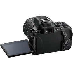 Фотоаппарат Nikon D5600 kit 18-200