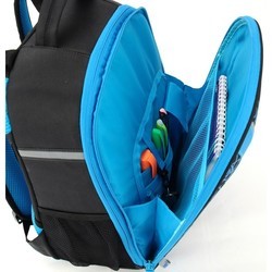 Школьный рюкзак (ранец) KITE 703 Discovery