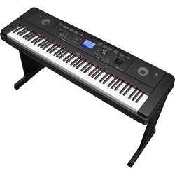 Цифровое пианино Yamaha DGX-660 (черный)