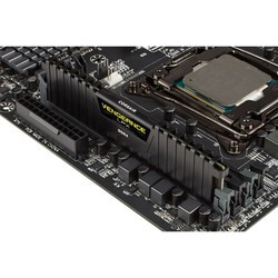 Оперативная память Corsair Vengeance LPX DDR4 (CMK16GX4M2Z2666C16)