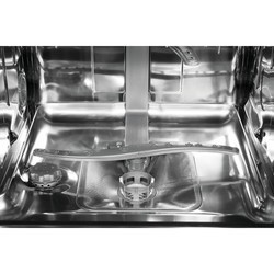 Встраиваемая посудомоечная машина Whirlpool WIO 3T323