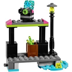 Конструктор Lego Lena Luthor Kryptomite Factory 41238