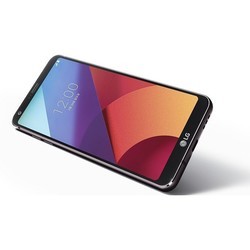 Мобильный телефон LG Q6 32GB