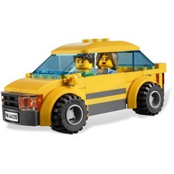 Конструктор Lego Car and Caravan 4435