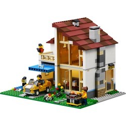 Конструктор Lego Family House 31012