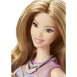 Кукла Barbie Fashionistas Lovely in Lilac - Tall DVX75