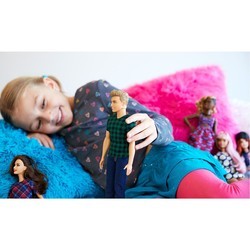Кукла Barbie Fashionistas Ken Checked Style DWK45