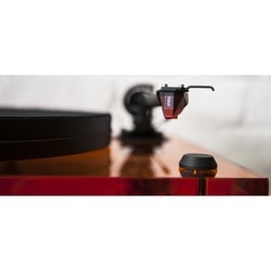 Проигрыватель винила Pro-Ject 2Xperience Primary Acryl