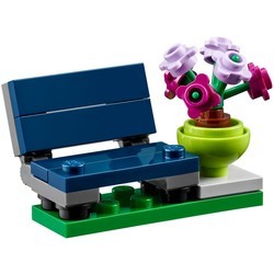Конструктор Lego Fountain 40221