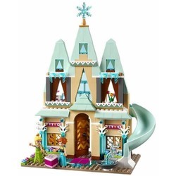 Конструктор Lepin Arendelle Castle Celebration 01018