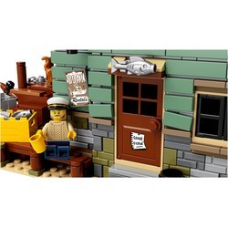 Конструктор Lego Old Fishing Store 21310