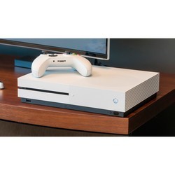 Игровая приставка Microsoft Xbox One S 500GB + Gamepad + Game
