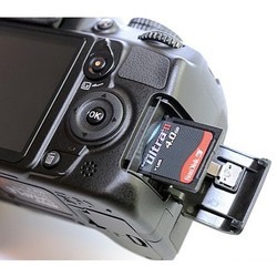 Фотоаппарат Nikon D3100 body