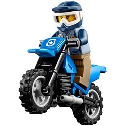 Конструктор Lego Dirt Road Pursuit 60172