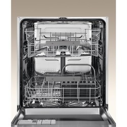 Встраиваемая посудомоечная машина Electrolux ESL 95343