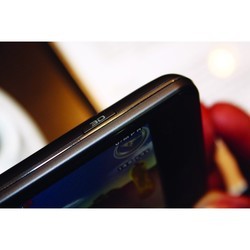 Мобильные телефоны LG Optimus 3D