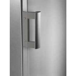 Холодильник AEG RTB 51411 AX