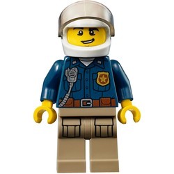 Конструктор Lego Mountain Police Chase 10751