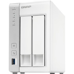 NAS сервер QNAP D2