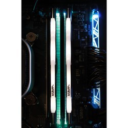 Оперативная память Patriot Viper LED DDR4 (PVLR48G300C5K)