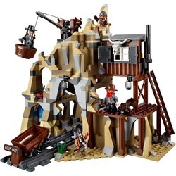 Конструктор Lego Silver Mine Shootout 79110