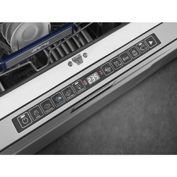 Встраиваемая посудомоечная машина Smeg PL7233TX