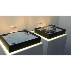 Проигрыватель винила THORENS TD 905