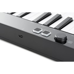 MIDI клавиатура IK Multimedia iRig Keys 25