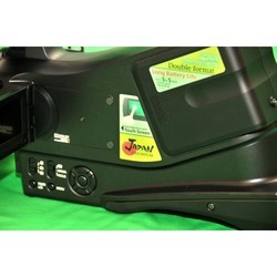 Видеокамера Panasonic HDC-MDH1
