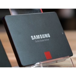 SSD накопитель Samsung 860 PRO