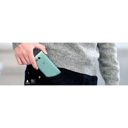 Мобильный телефон Sony Xperia XZ2 Compact (зеленый)