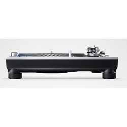 Проигрыватель винила Technics SL-1200GR