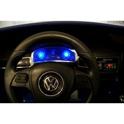 Детский электромобиль RiverToys Volkswagen Touareg (синий)