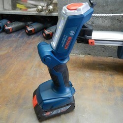 Фонарик Bosch GLI 18V-300