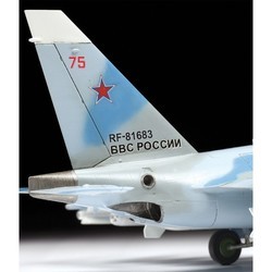 Сборная модель Zvezda Trainer Aircraft YAK-130 (1:72)