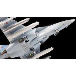 Сборная модель Zvezda Trainer Aircraft YAK-130 (1:72)