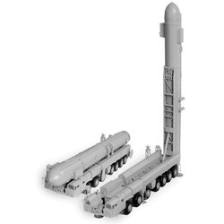 Сборная модель Zvezda Ballistic Missile Launcher Topol SS-25 Sickle (1:72)