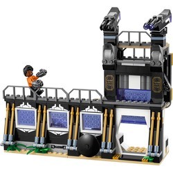 Конструктор Lego Corvus Glaive Thresher Attack 76103